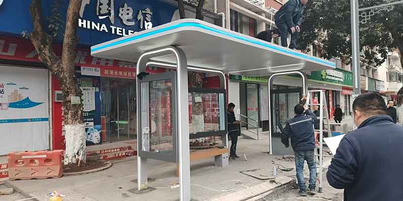 四川候車亭安裝實景