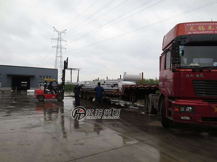 江蘇興恒江西第二批候車亭發(fā)貨現(xiàn)場(chǎng)