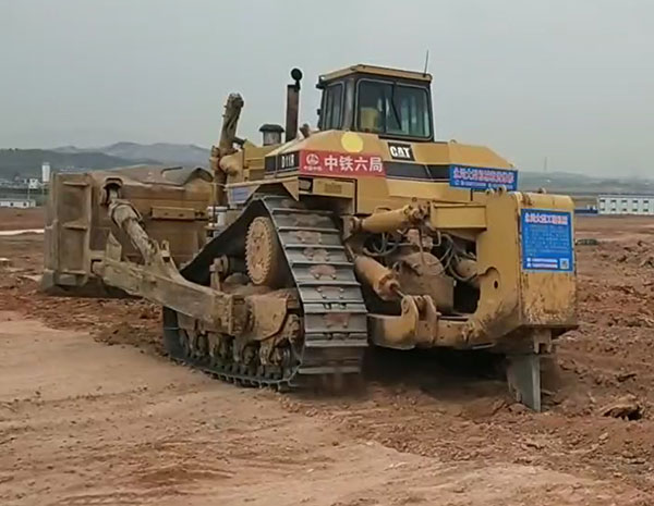 推土機